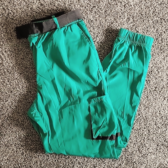 Joggers - Picture 3 of 4